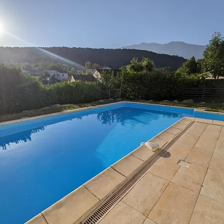 Mimosa - Modern With Private Pool & Mountain View Villa
